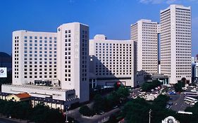 Beijing Landmark Towers Hotel Exterior photo