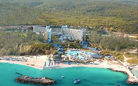 Breezes Trelawny Hotel Trewlany Beach Exterior photo