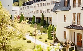 Kloster St. Josef Hotel Neumarkt in der Oberpfalz Exterior photo