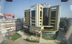 The Ocean Pearl Hotel Mangalore Exterior photo