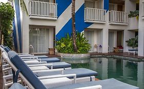 Bliss Surfer Hotel By Tritama Hospitality Legian  Exterior photo