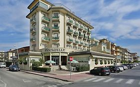 Hotel Piccadilly Lido di Camaiore Exterior photo