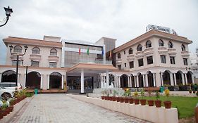 The Kannelite Hotel Jamshedpur Exterior photo