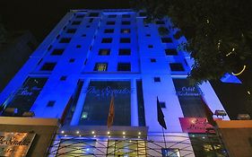 The Senator Hotel Kolkata Exterior photo