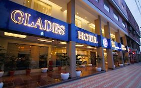 Glades Hotel Chandigarh Exterior photo