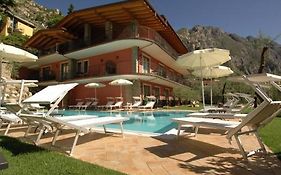 Villa Elite Resort Limone sul Garda Exterior photo