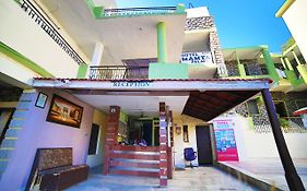 Hotel Mamta Palace Mount Abu Exterior photo