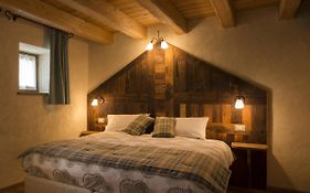 Chambres D'Hotes La Moraine Enchantee Aosta Exterior photo