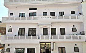 Satkar Hotel Jaipur Exterior photo