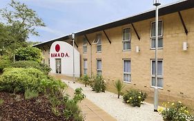 Ramada Oxford Hotel Waterstock Exterior photo