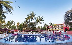 Grand Decameron Complex Bucerias, A Trademark All-Inclusive Resort Exterior photo