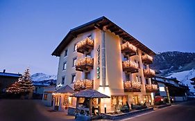 Hotel Angelica Livigno Exterior photo