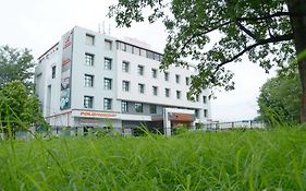 Max Hotels Prayagraj Exterior photo