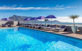 Lagoon Beach Hotel & Spa Cape Town Exterior photo