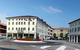 Albergo Italia Fossalta di Piave Exterior photo