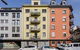 Swiss Star Guesthouse District 3 - Contactless Self Check-In Zurich Exterior photo