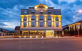 Hotel Resurs Podgorica Exterior photo