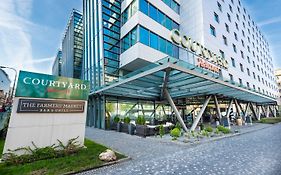 Courtyard By Marriott Prague City Hotel Exterior photo