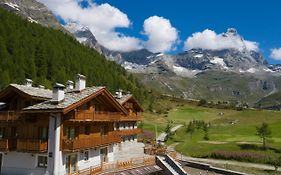 3 Chalets Aparthotel Breuil-Cervinia Exterior photo