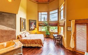 Talus Rock Retreat Bed & Breakfast Sandpoint Exterior photo