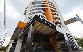 Tri Hotel & Flat Caxias Caxias do Sul Exterior photo