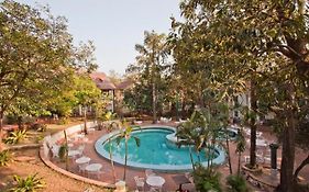 Ty Anand Ritz Matheran Hotel Exterior photo