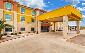 Residency Suites Cotulla Exterior photo