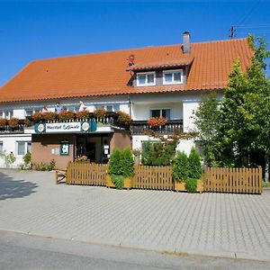 Landgasthof Linde Hotel Deggenhausertal Exterior photo