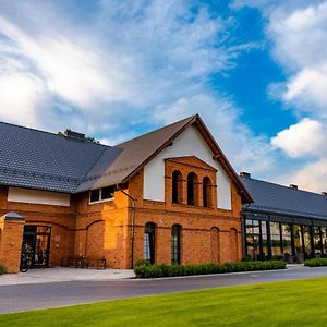 Ostoja Chobienice Hotel Exterior photo