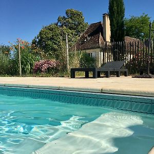 Chambres & Tables D'Hotes L'Ostal De Pombonne Bergerac Exterior photo