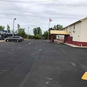 Heritage Place Inn Markle Exterior photo