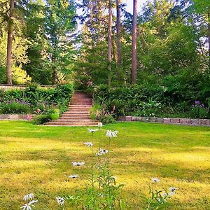 Auberge De Seattle, Estate Bed & Breakfast Woodinville Exterior photo