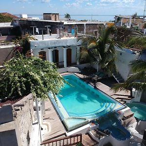 Cafe Central Hotel Ilha de Mocambique Exterior photo