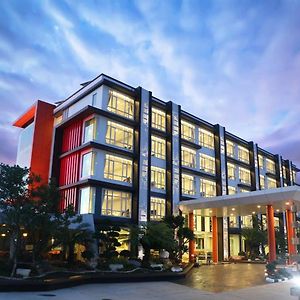 Avada Hotel Trat Exterior photo