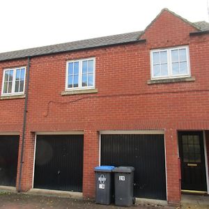 20 Nightingale Gardens, Coton Park, Rugby Cv23 0Wt Apartment Exterior photo