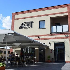 Art Pensjonat Hotel Krotoszyn Exterior photo