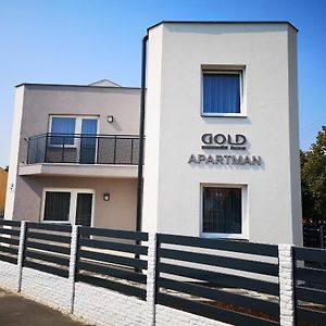 Gold De Luxe Apartman Aparthotel Hajduszoboszlo Exterior photo