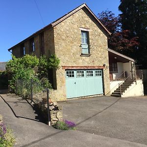 Parkfield Bed & Breakfast Chepstow Exterior photo