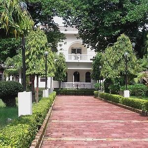 Headquarter Khajuraho Yogi Ashram Guest House Rajnagar  Exterior photo