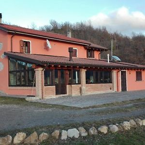 Prati Dei Campassi Bed & Breakfast Bardi Exterior photo