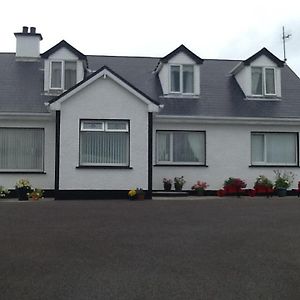 Joe And Aggies Bed & Breakfast Kilclooney Exterior photo