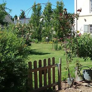 Chambre D'Hote Le 18-20 Bed & Breakfast Saint-Martin-des-Entrees Exterior photo