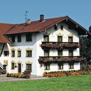 Beim Hanslbauer Hotel Chieming Exterior photo