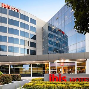 Ibis Melbourne - Glen Waverley Hotel Exterior photo