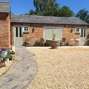 The Rear Of The Plough,Everdon. Bed & Breakfast Daventry Exterior photo