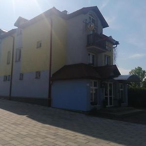 Penzion Nezabudka Hotel Stropkov Exterior photo