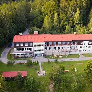 Horsky Hotel Vrsky Zavadka nad Hronom Exterior photo