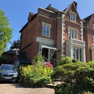 The Waltons Bed & Breakfast Dorking Exterior photo