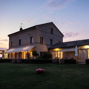 Casa San Ruffino Bed & Breakfast Montegiorgio Exterior photo