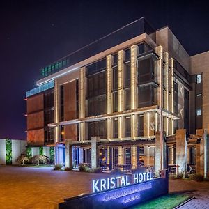 Hotel Kristal Focsani Exterior photo